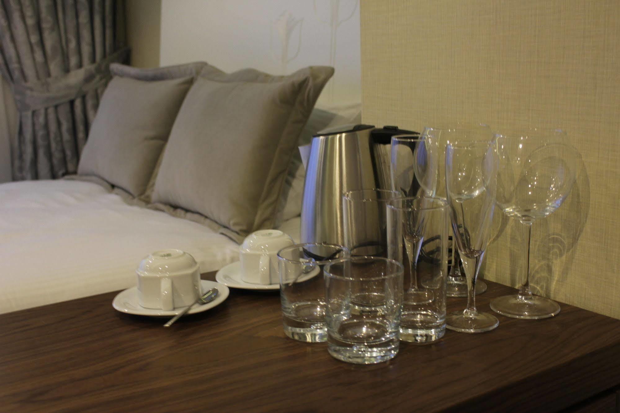 Aston Hotel Taksim Истанбул Екстериор снимка