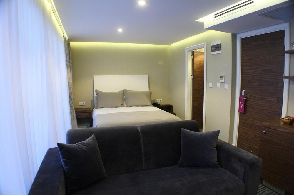 Aston Hotel Taksim Истанбул Екстериор снимка